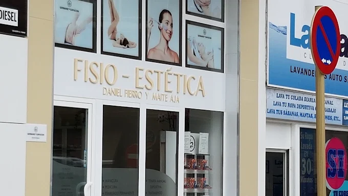 Fachada del centro Fisio Estética Daniel Fierro y Maite Aja